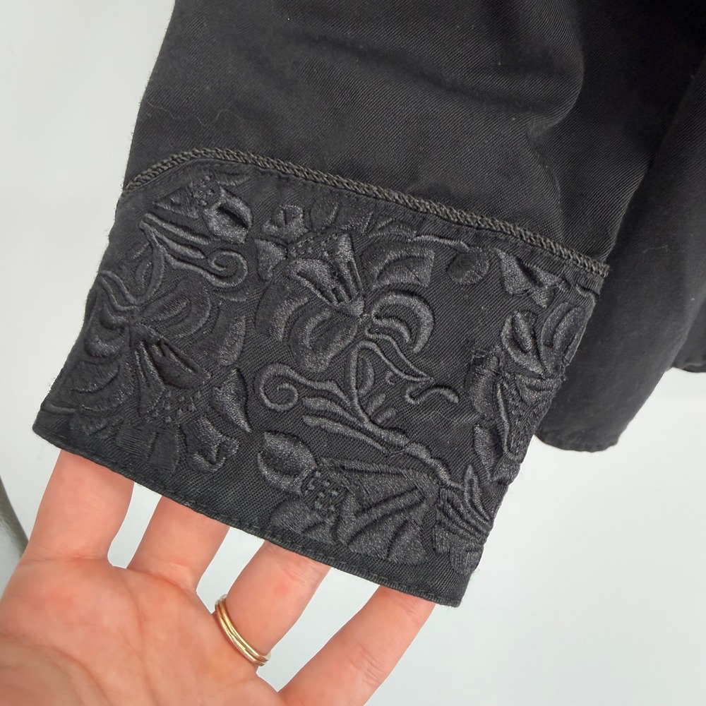 Scully Gunfighter Floral Embroidered Shirt Size M Black Western Snap Button - Picture 3 of 14